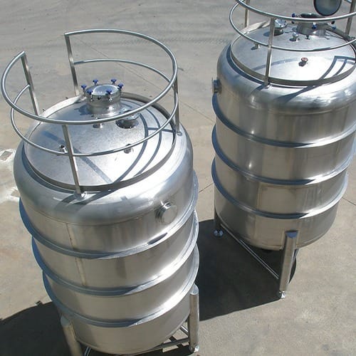 تولید کننده انواع مخازن استیل